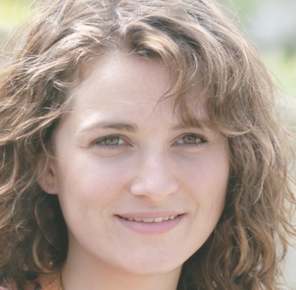 Esperanza Valdovinos